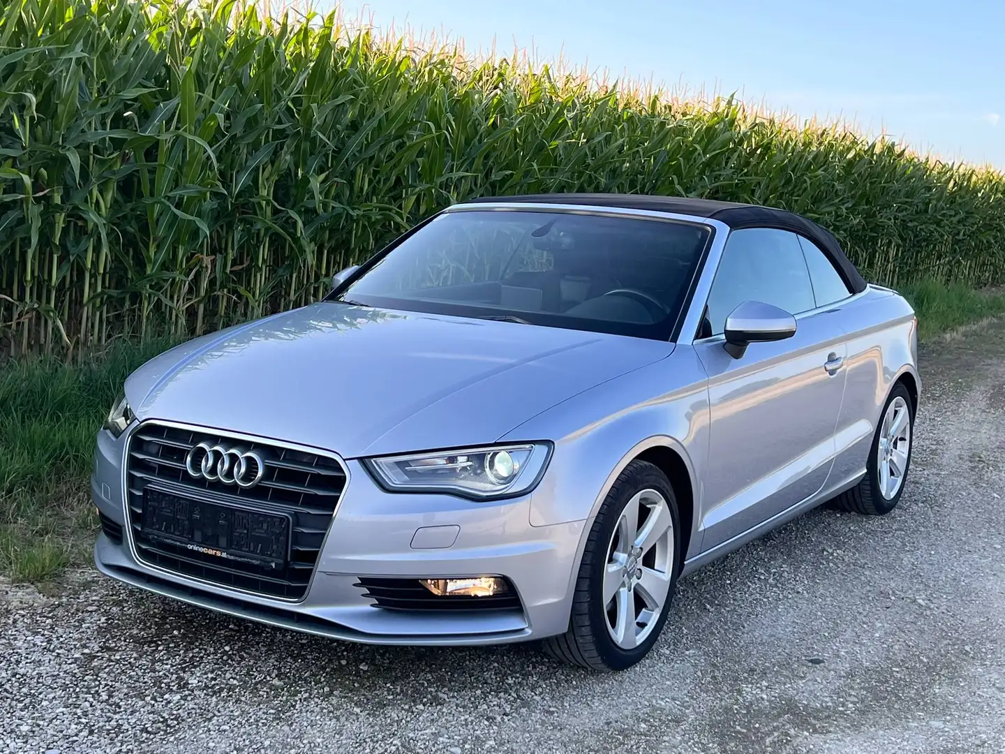Audi A3 A3 Cabriolet 2,0 TDI Ambition Ambition Silber - 1