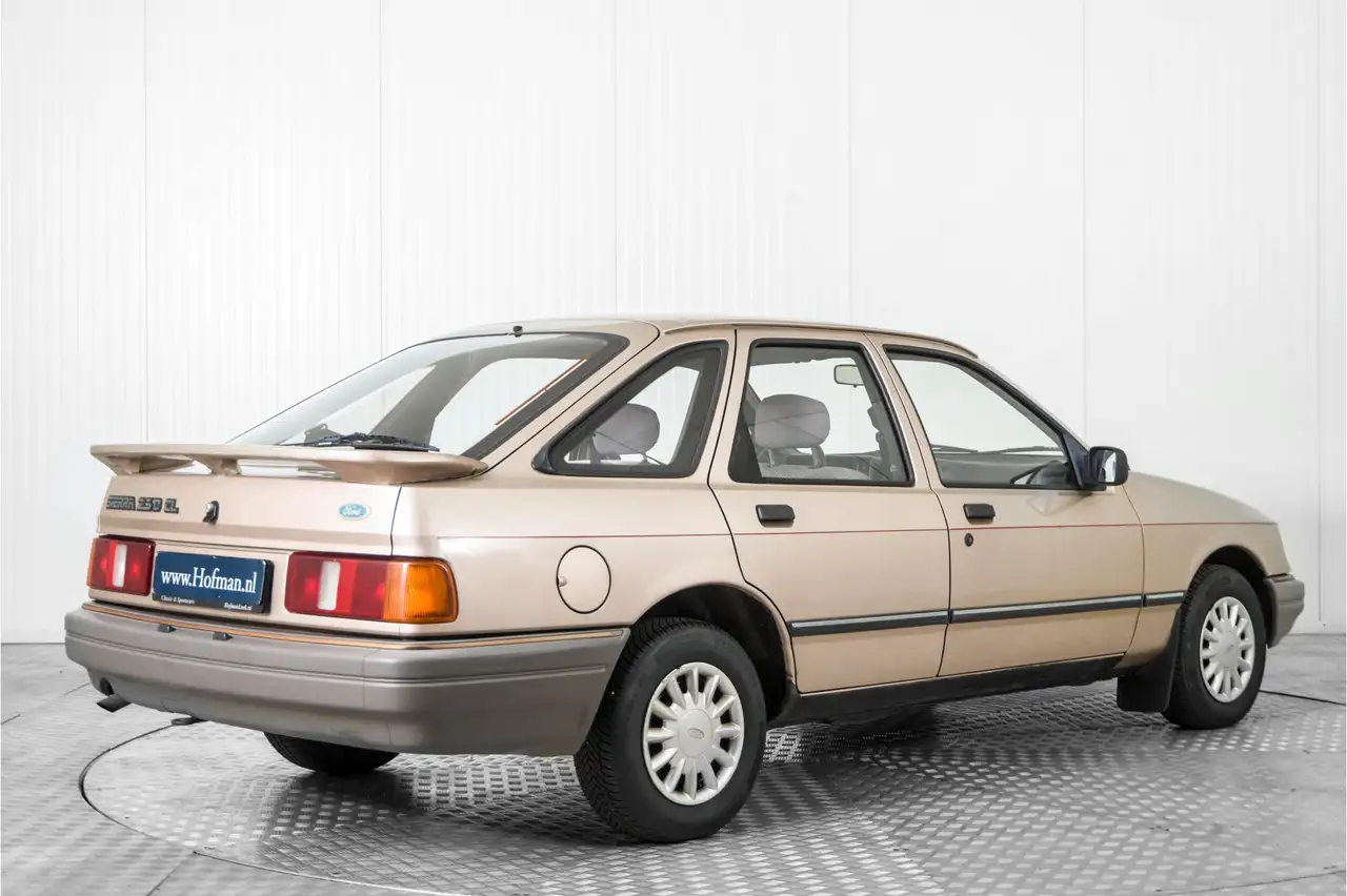 Ford Sierra 2.3 CL 1987, foto 2