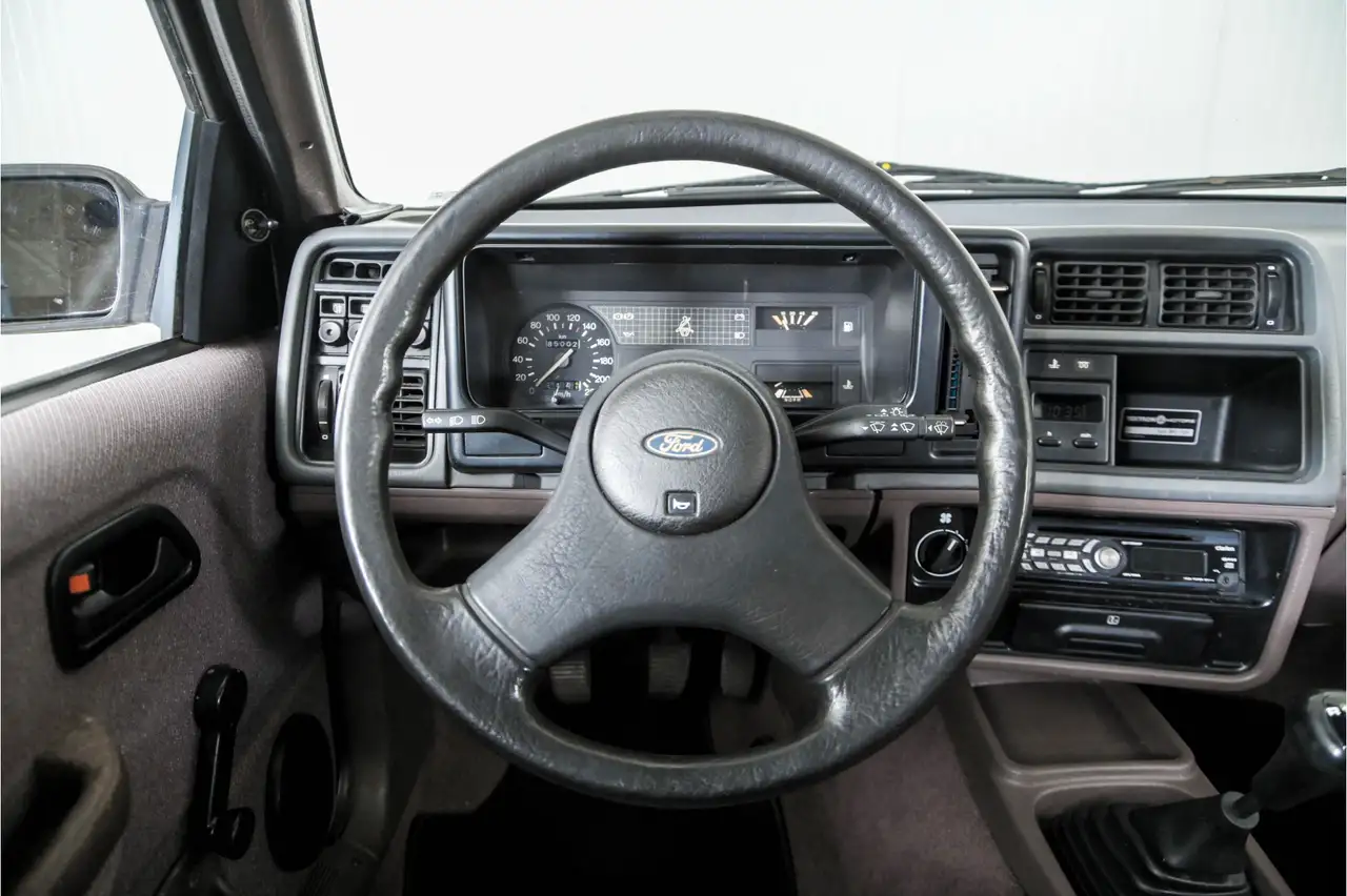 Ford Sierra 2.3 CL 1987, foto 8