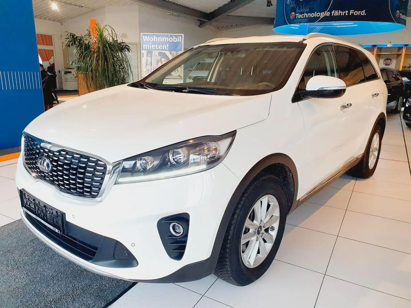 Kia Sorento 2.2 CRDi Vision 2WD Automatik PDC Tem... Weiß - 1