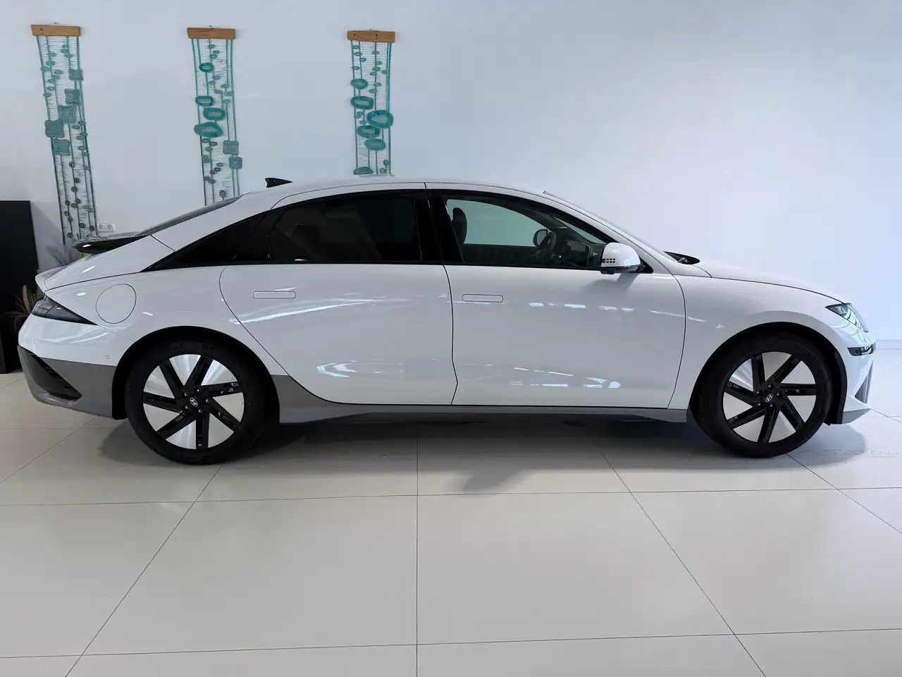 Hyundai Ioniq Top Line Long Range 77,4 kWh 4WD 239 kW (325 PS..., миниатюра 4