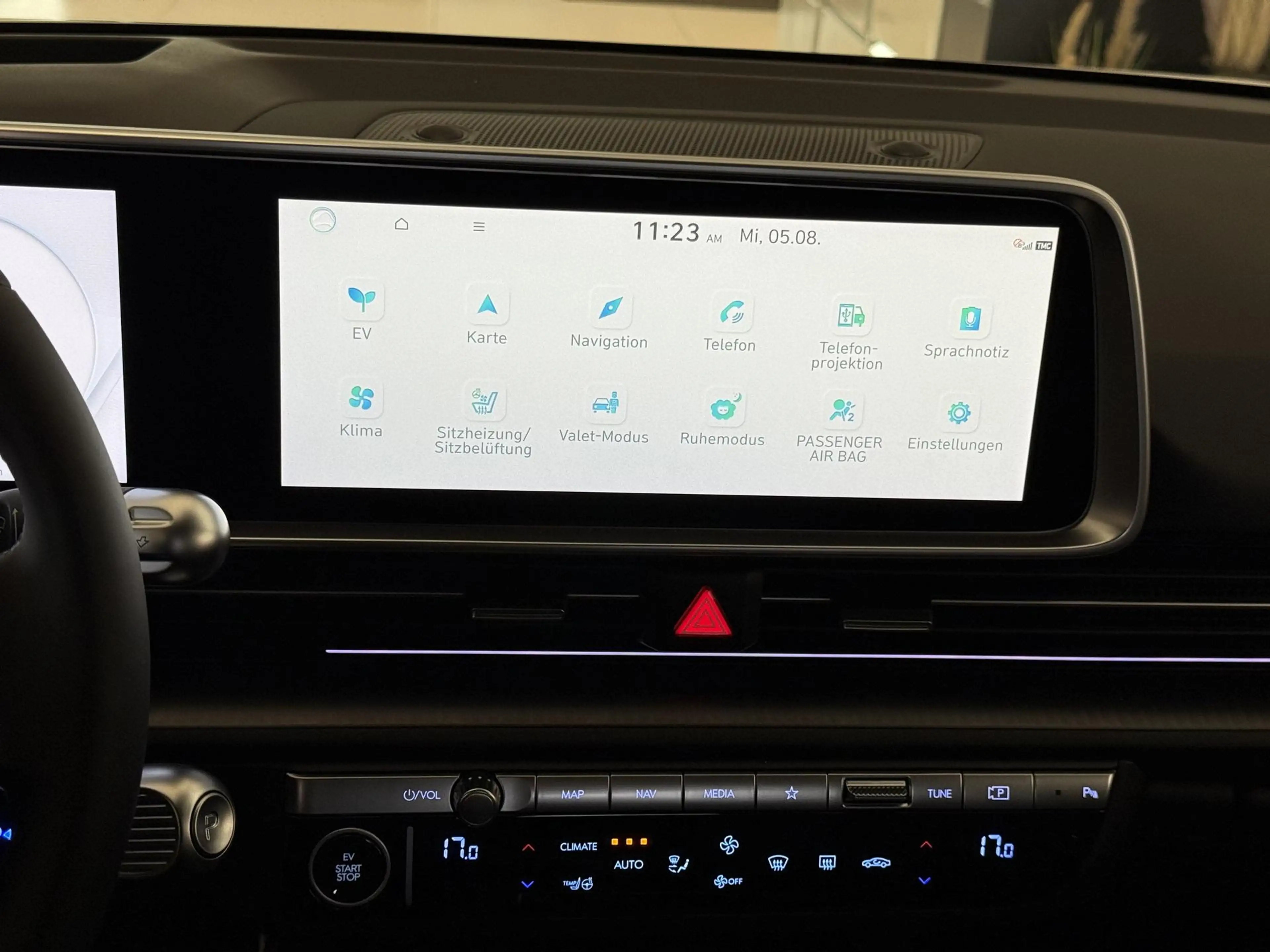 Hyundai IONIQ Top Line Long Range 77,4 kWh 4WD 239 kW (325 PS... — photo 11