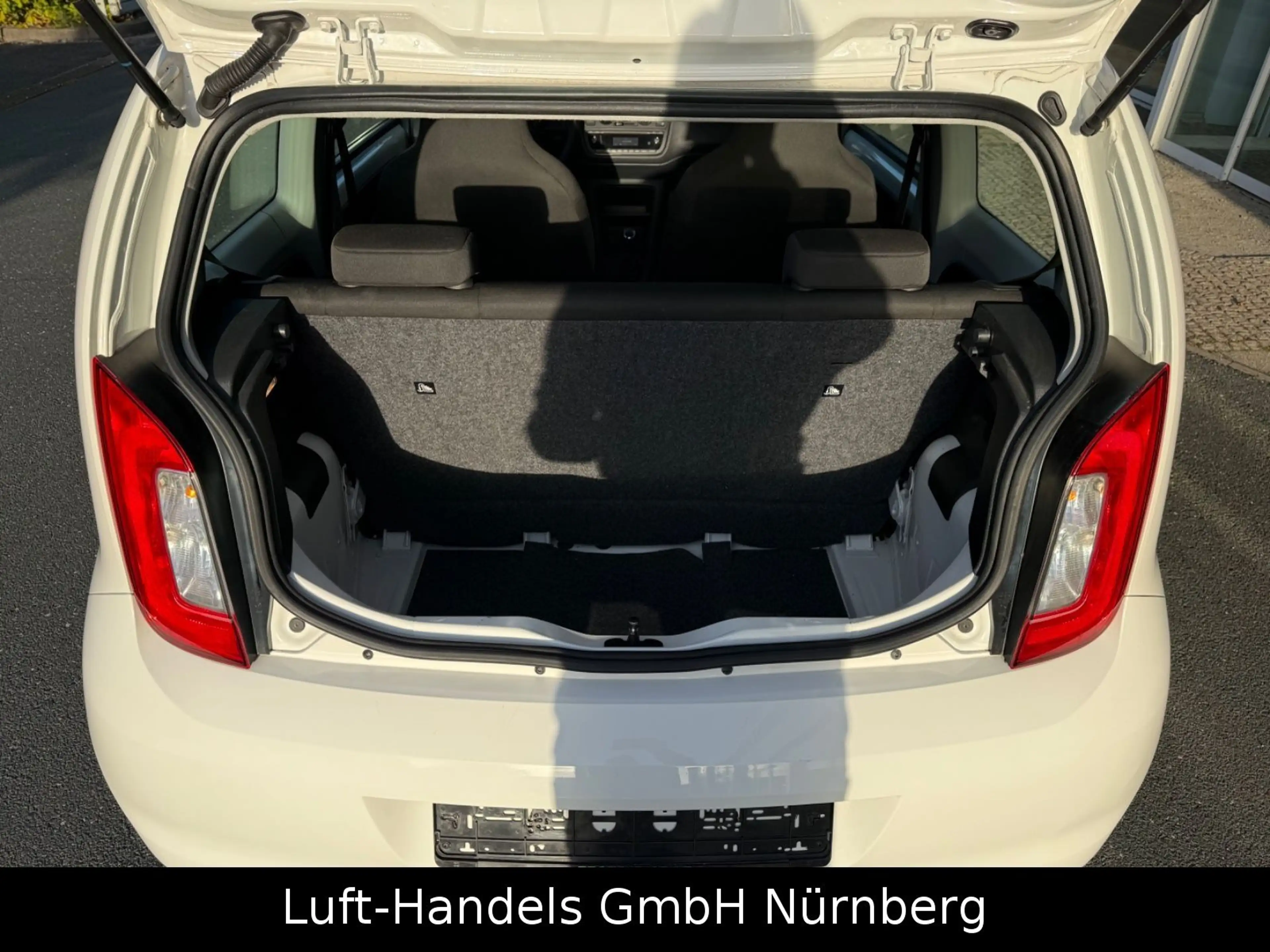Skoda Citigo Active Klima 1.Hand Service Neu — photo 14