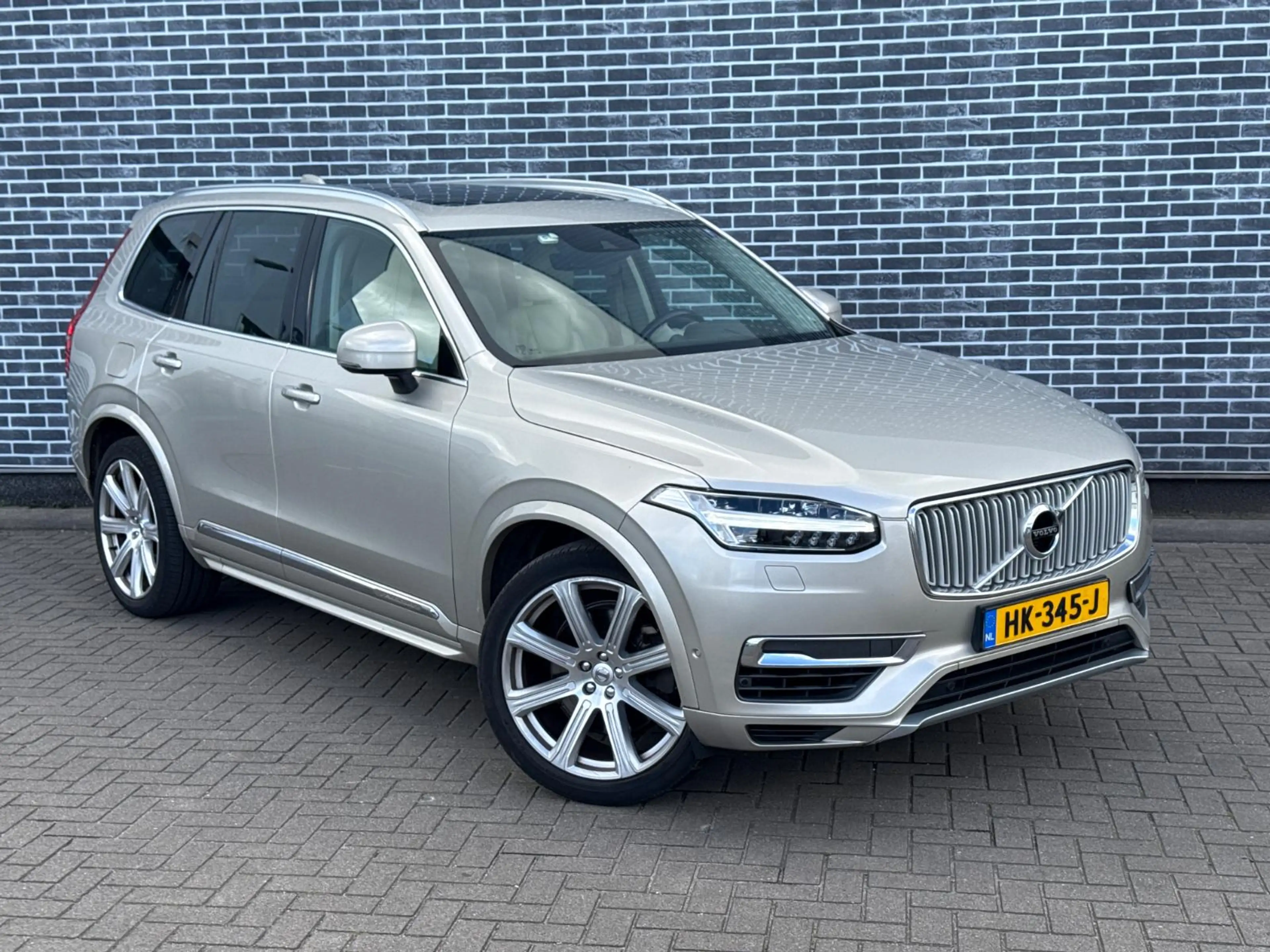 Volvo XC90 2.0 T8 Twin Engine AWD Inscription | Plug-in Hybri — photo 3