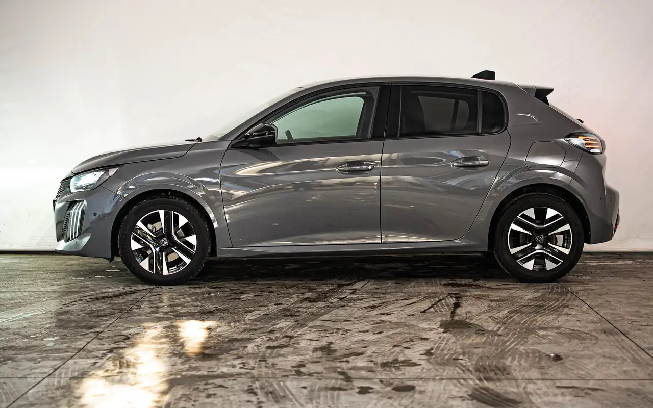 Peugeot 208 1.2 Turbo Allure 2