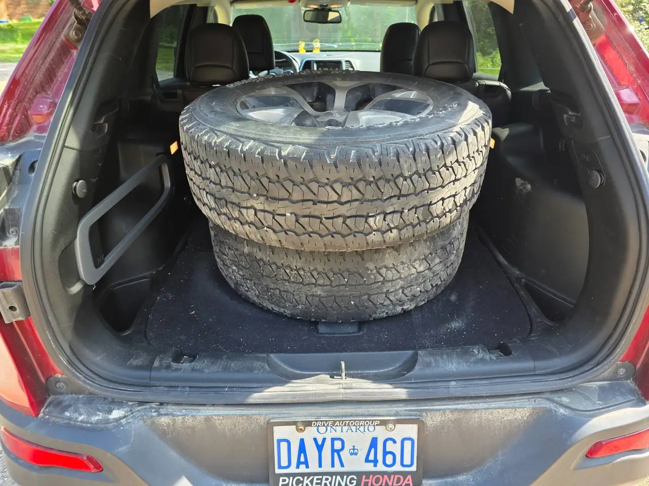Jeep Cherokee photo Jeep Cherokee
