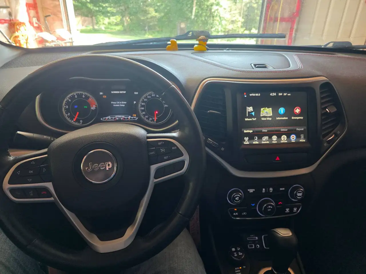 Jeep Cherokee photo Jeep Cherokee