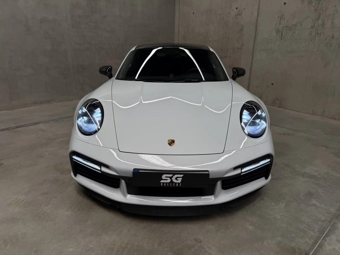 Porsche 992 Turbo S Coupé PDK Blanc - 2