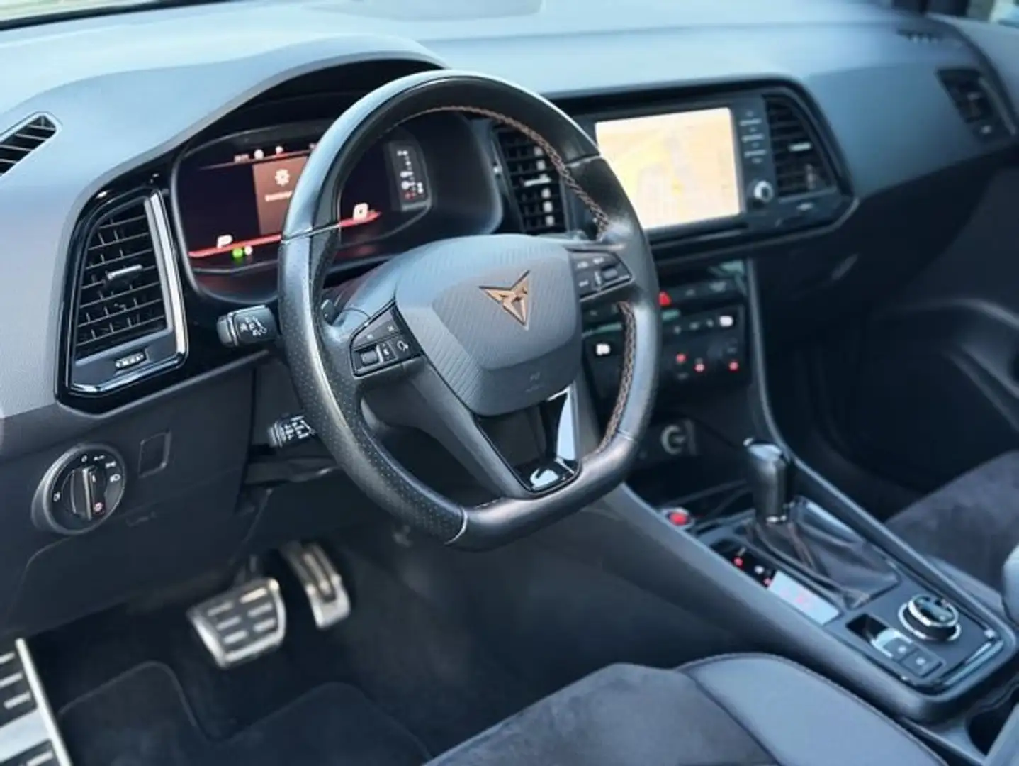 CUPRA Ateca 2.0 TSI 221 kW Gris - 2