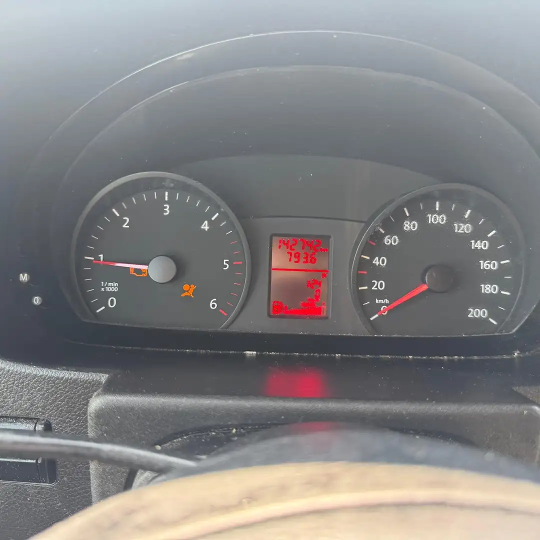 Volkswagen Crafter Crafter 32 2.0 TDI L3H2 Wit - 1