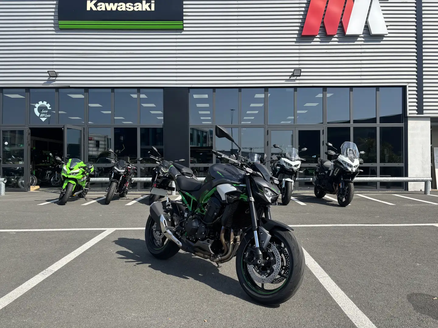 Kawasaki Z 900 Negro - 1