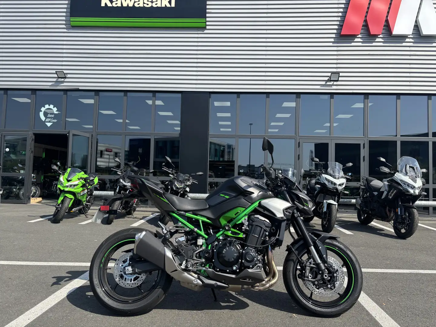 Kawasaki Z 900 Negro - 2