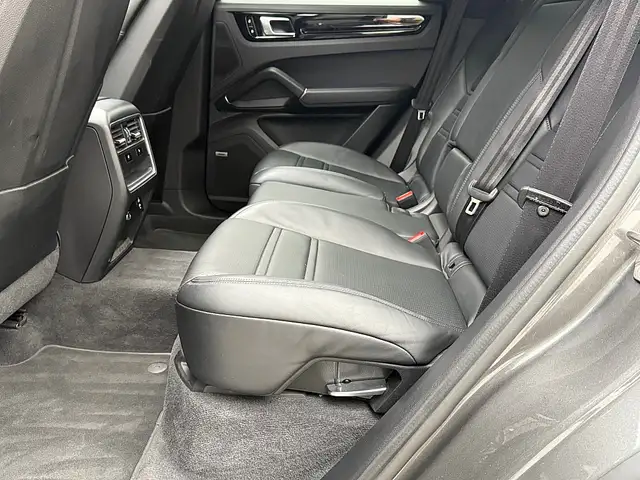 Porsche Cayenne III E-Hybrid PHEV 17,9 kWh Aut. Panorama AHK Ansicht 20