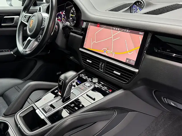 Porsche Cayenne III E-Hybrid PHEV 17,9 kWh Aut. Panorama AHK Ansicht 33