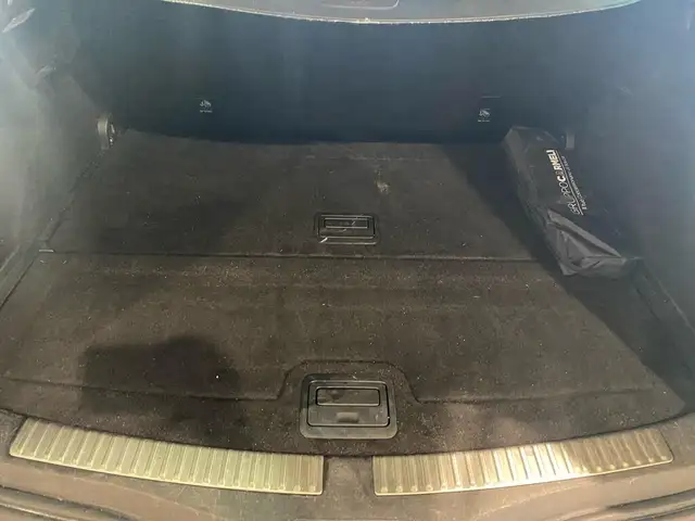 Renault Megane view 8
