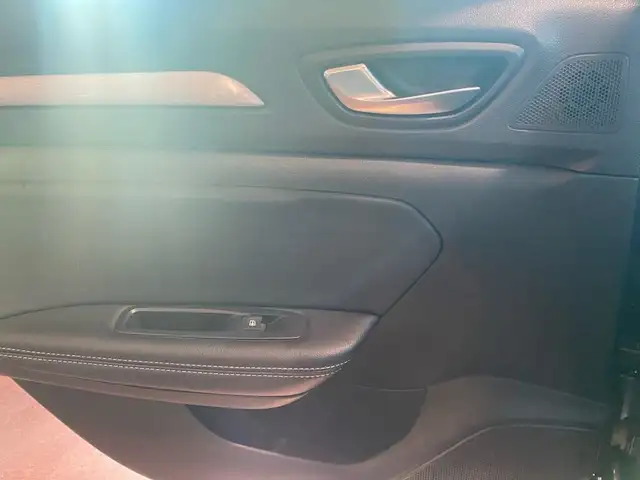 Renault Megane view 25