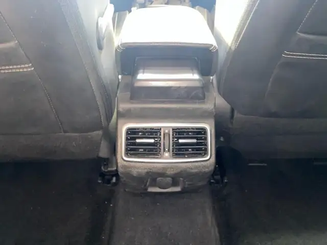 Renault Megane view 24