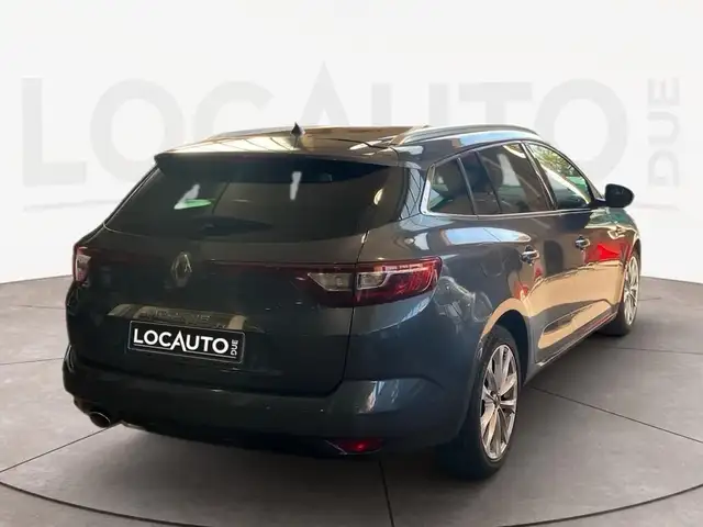 Renault Megane view 3