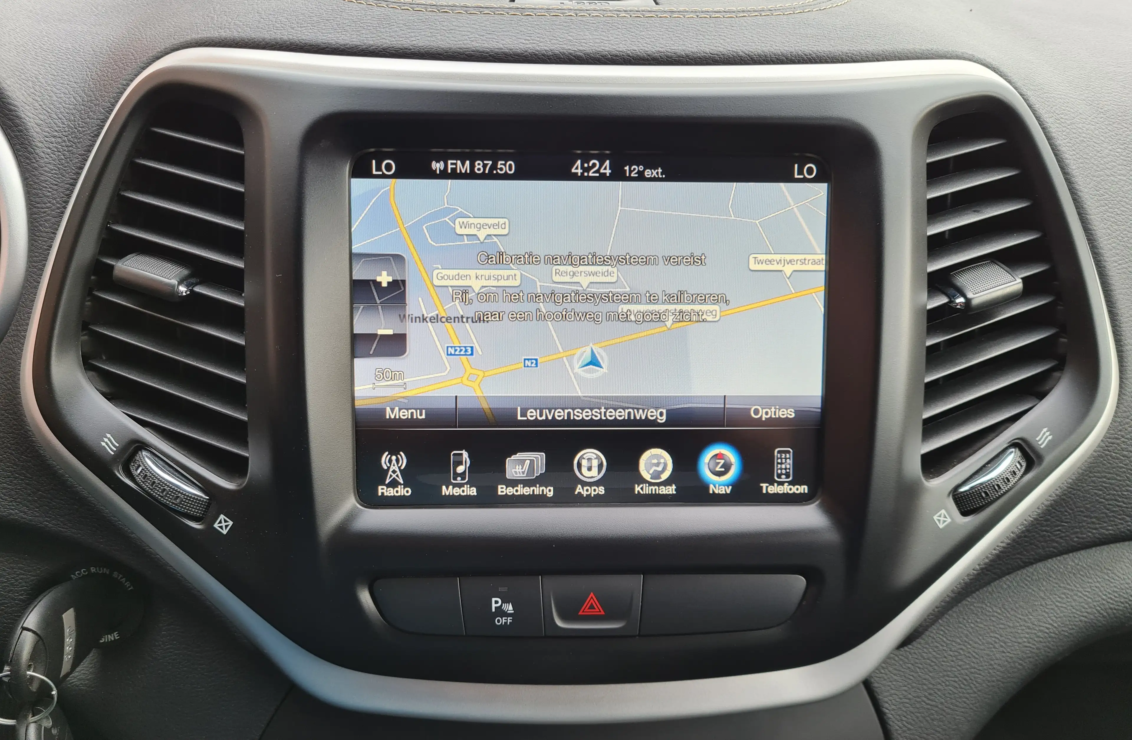 Jeep Cherokee Cherokee 2.0 MJD 2WD Longitude Plus — photo 15
