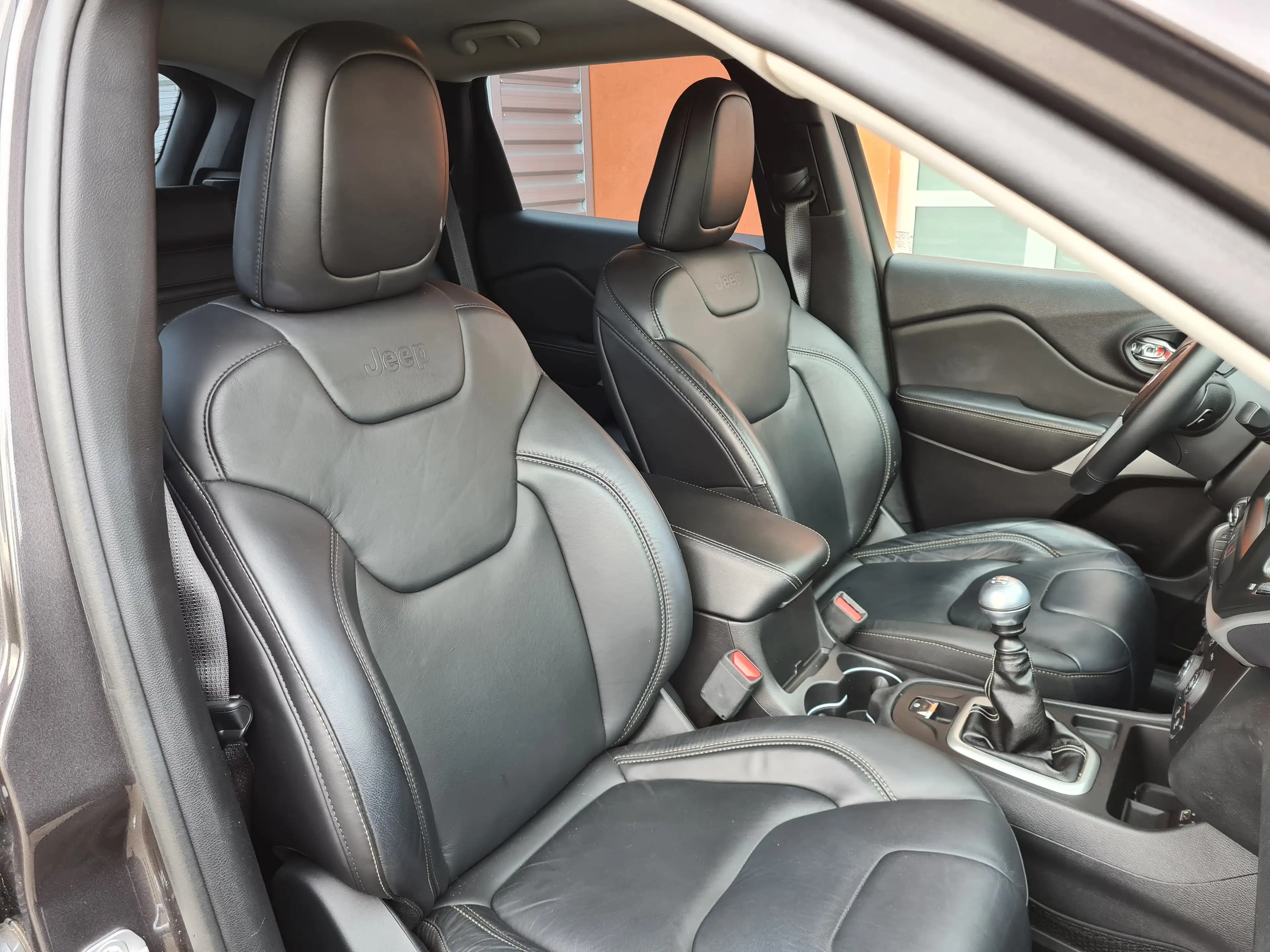Jeep Cherokee Cherokee 2.0 MJD 2WD Longitude Plus — photo 10