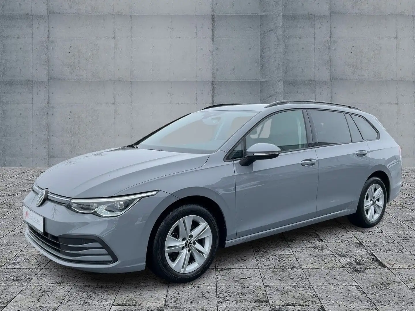 Volkswagen Golf Variant Golf VIII Variant 1.5 TSI 5JG+LEDplus+NAVI+AHK Grau - 2