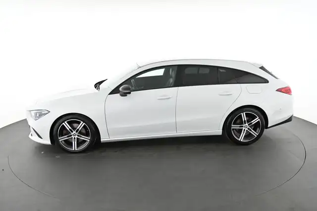 Mercedes-Benz Cla view 5