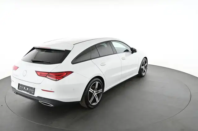Mercedes-Benz Cla view 2