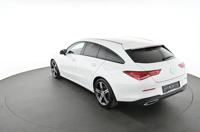 Mercedes-Benz Cla view 9