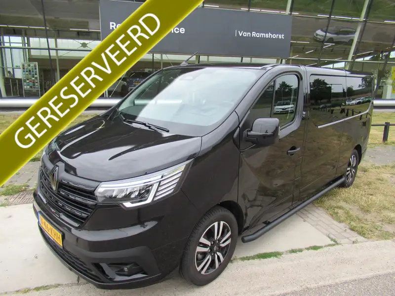 RENAULT Trafic
