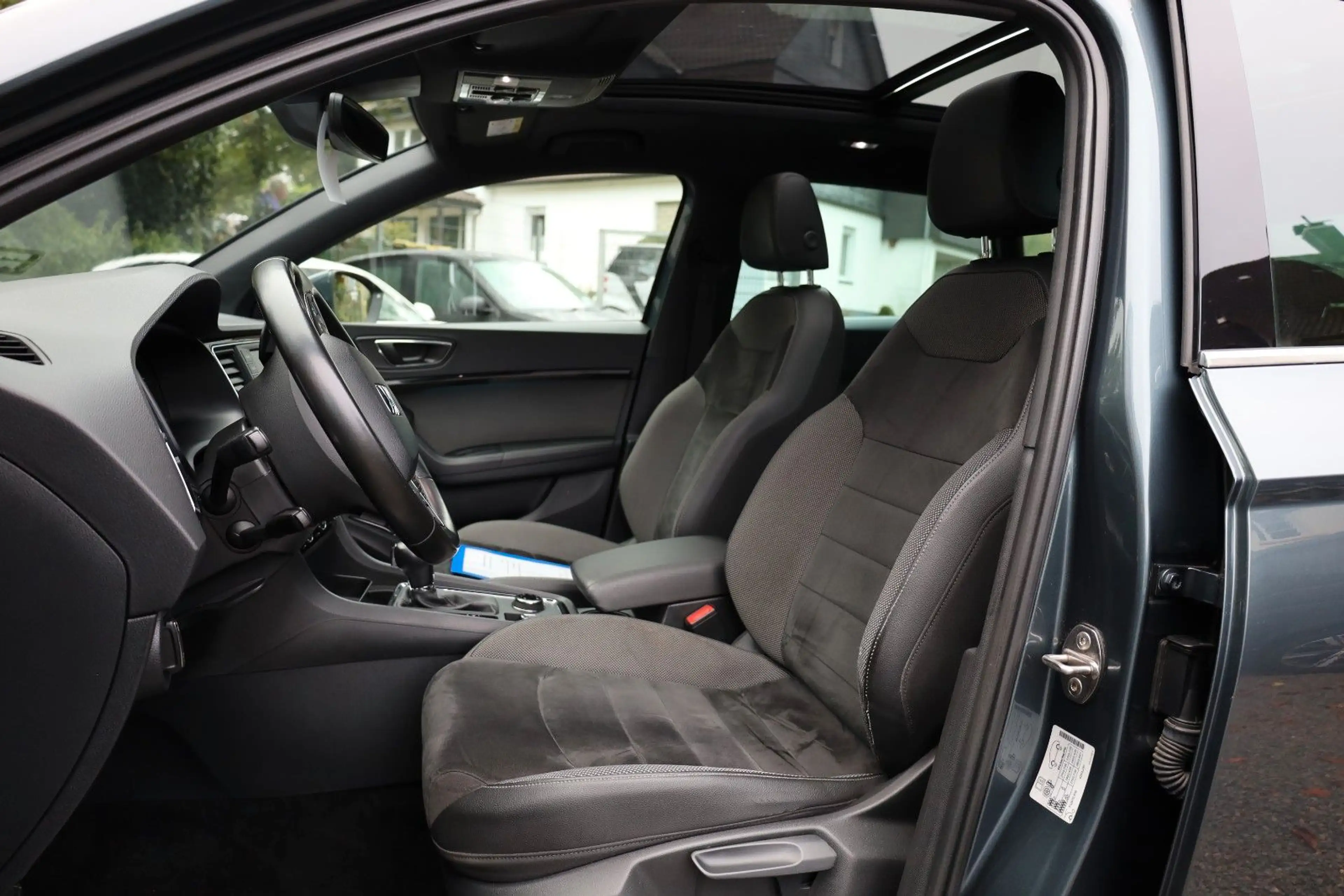 SEAT Ateca 2.0 TDI DSG Xcellence 4Drive/PANO/LED/KAM — photo 8