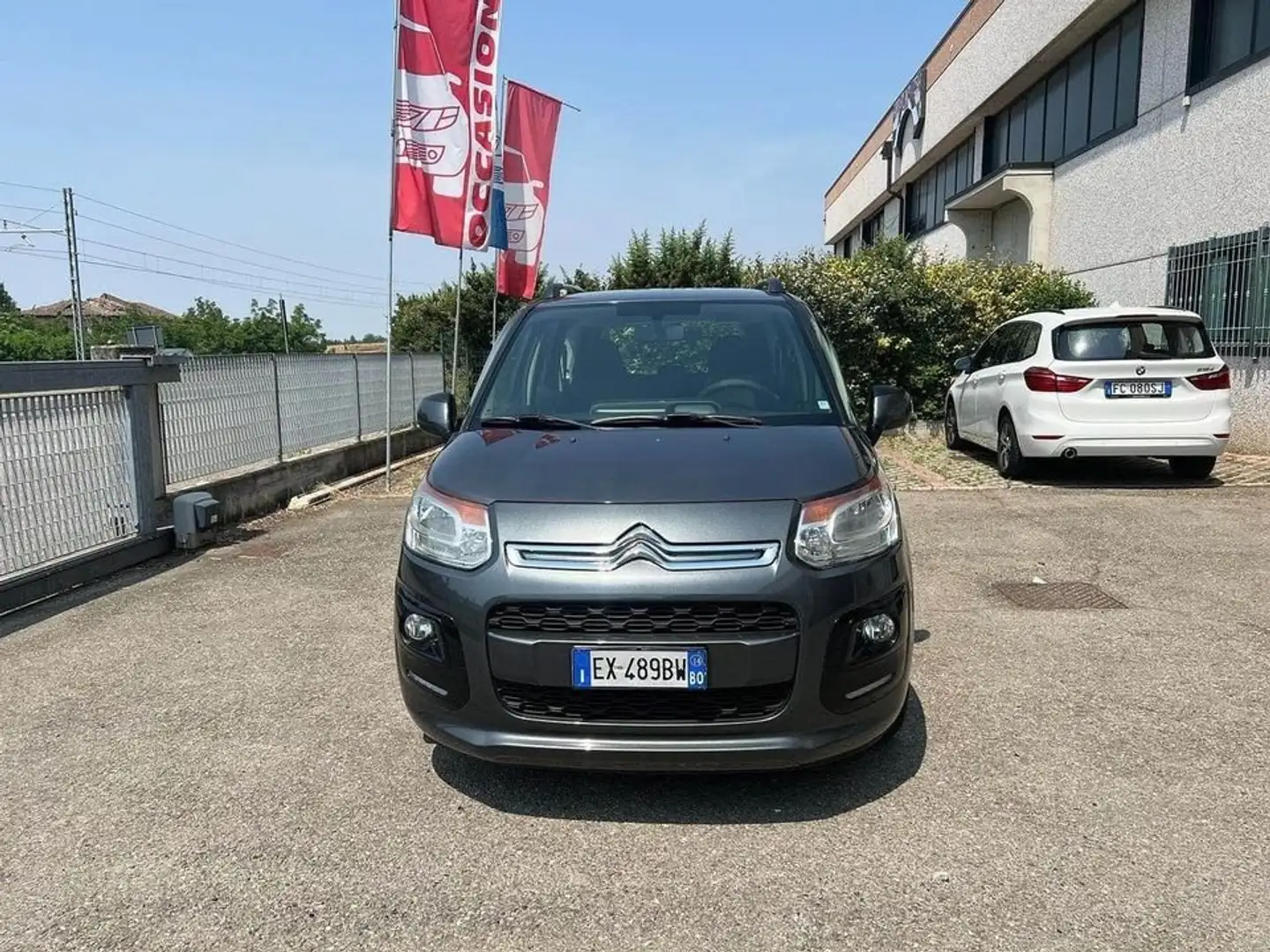 Citroen C3 C3 Picasso Picasso 1.4 vti Seduction Gpl FL Grijs - 2