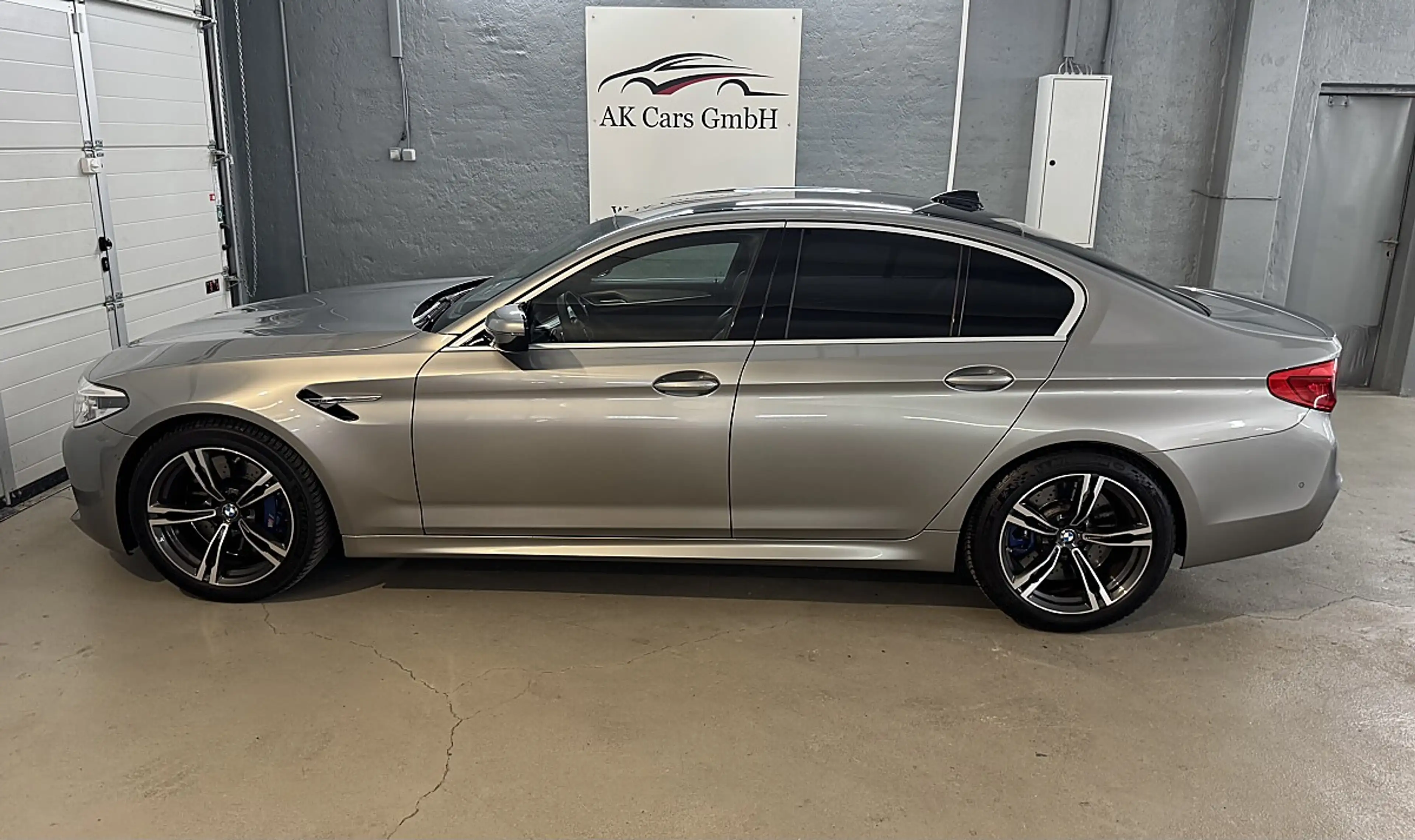 BMW M5 Aut. — photo 7