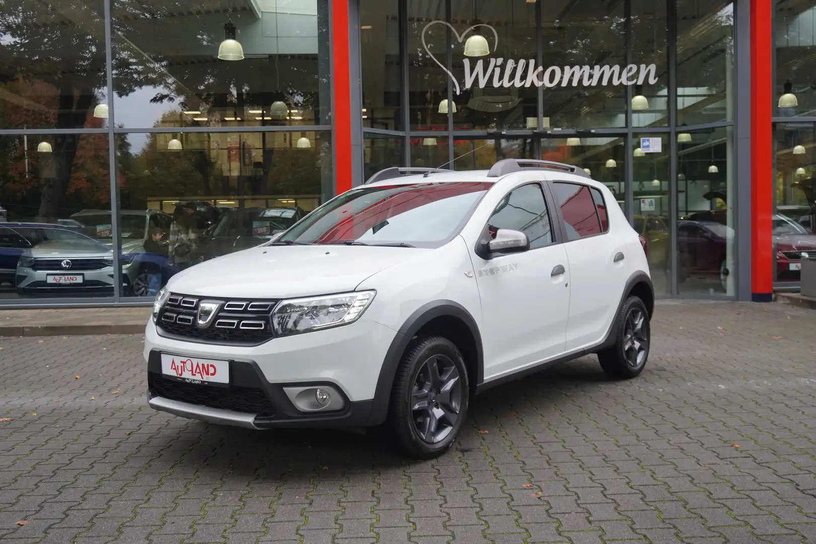 Dacia Sandero Stepway 0.9 TCe Teilleder Navi Kamera Weiß - 2