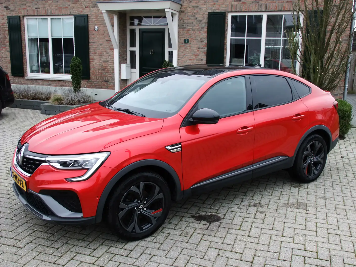 Renault Arkana 1.6 E-Tech hybrid 145 esprit Alpine , Camera , tre Rood - 1
