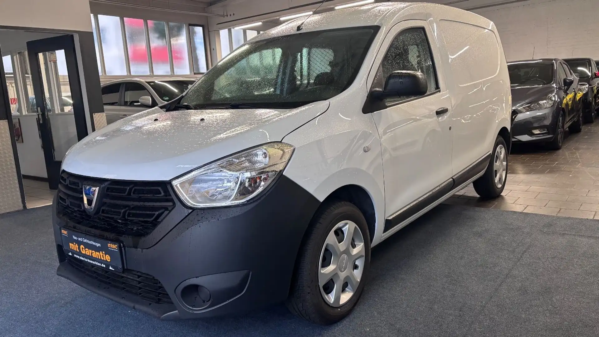 Dacia Dokker Express 1.6 SCe 100 / Navi./ Einparkhilfe Blanc - 2