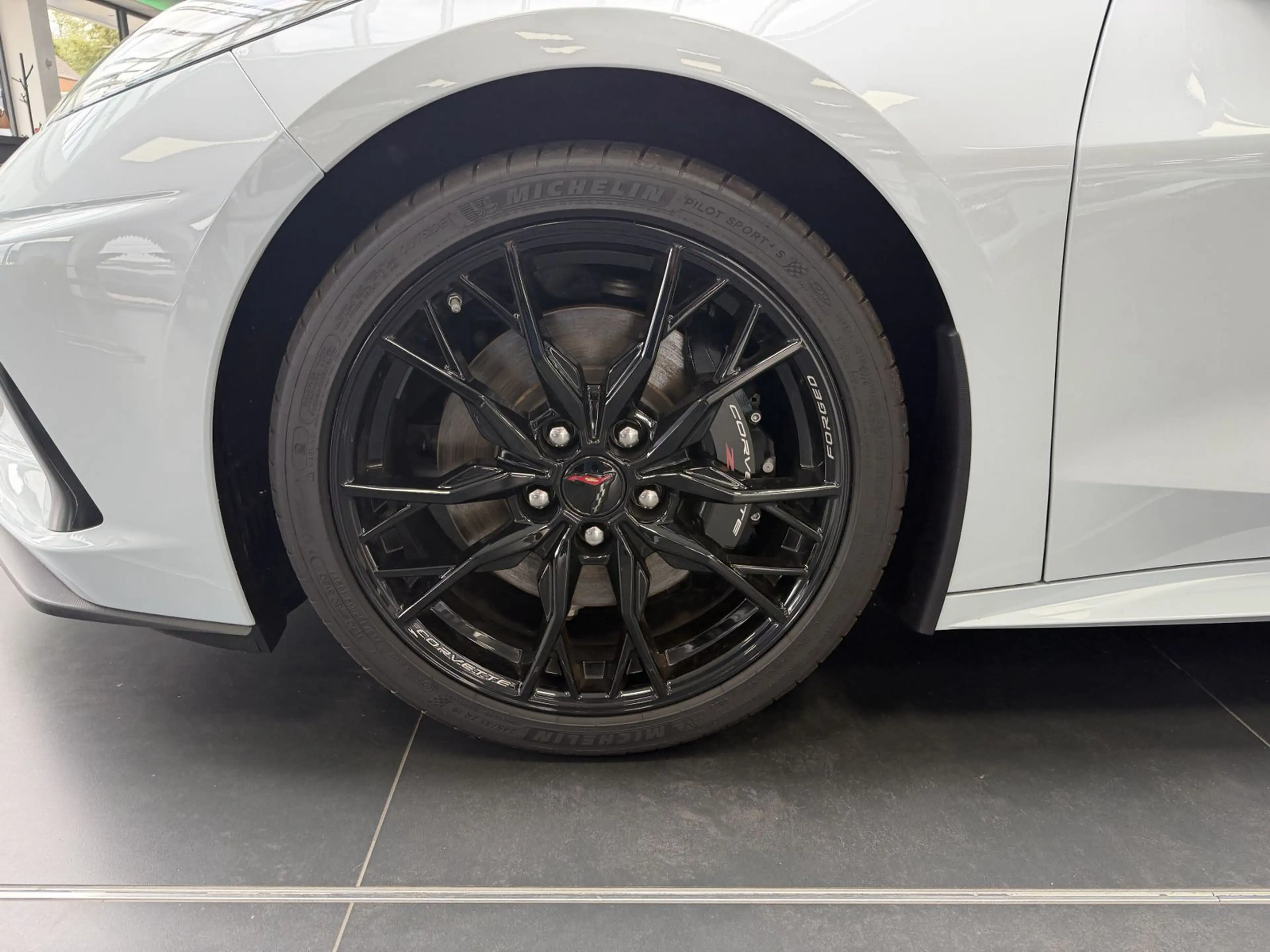 Corvette C8 Coupe 3LT Modelljahr 24 Magnetic|Lift — photo 7