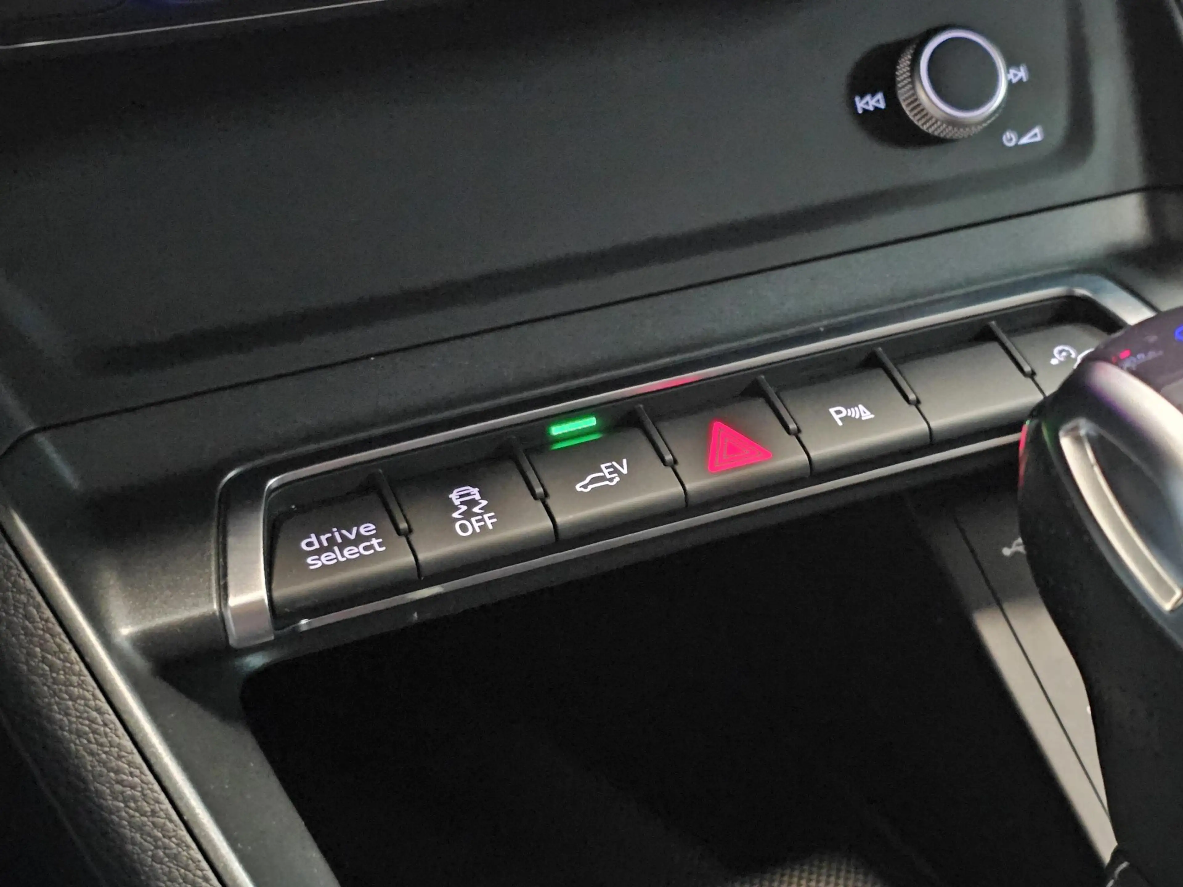 Audi Q3 Sportback 45 TFSI e 3X S-Line | Sonos | Black Opti — photo 23