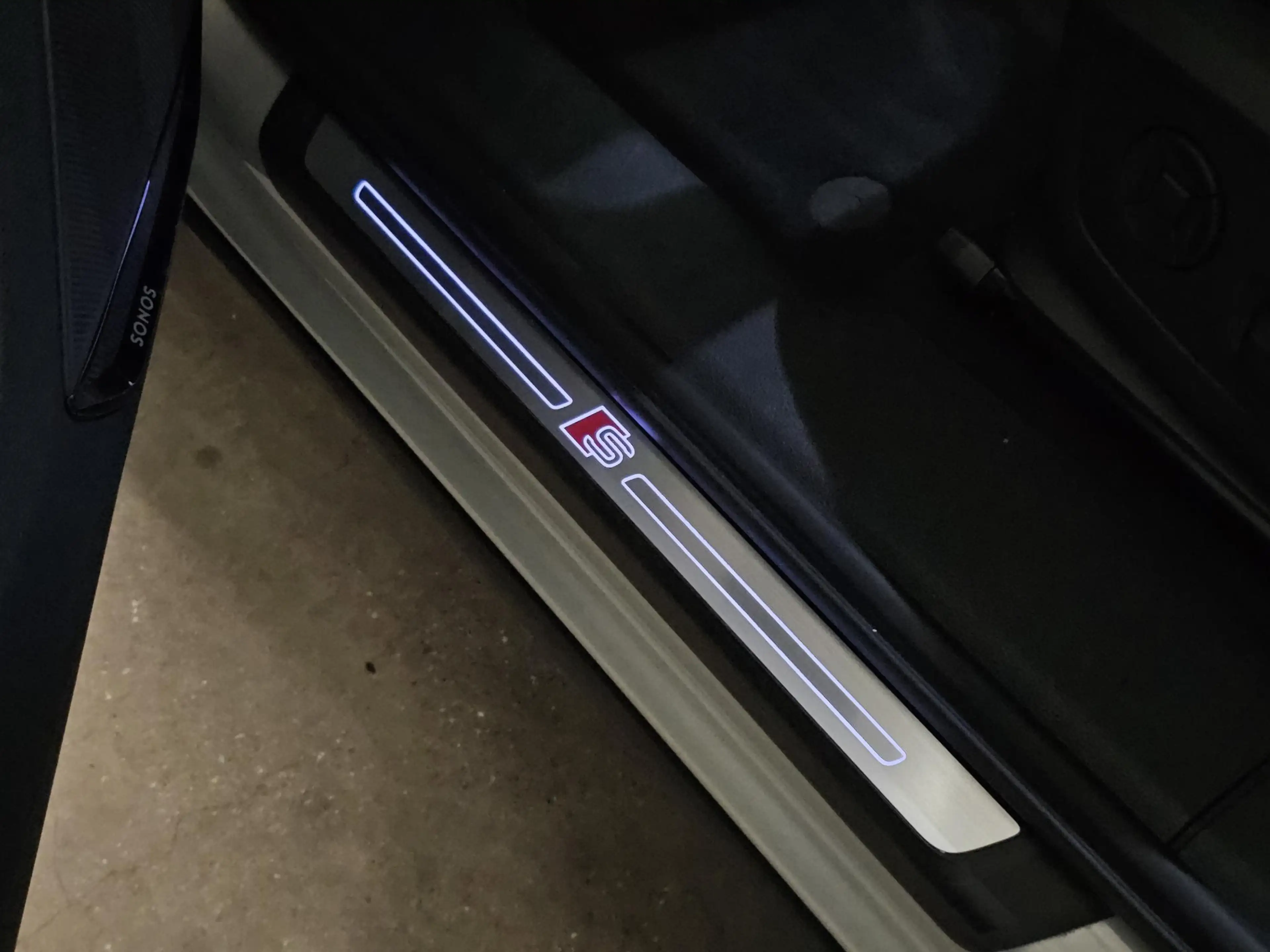 Audi Q3 Sportback 45 TFSI e 3X S-Line | Sonos | Black Opti — photo 12