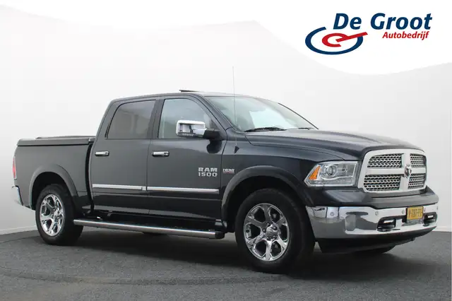 Dodge RAM 1500 5.7 V8 4x4 Crew Cab 5'7 Laramie Schuif-/kante