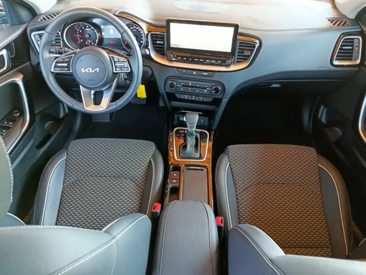Kia XCeed XCEED 1.5T 140 DCT7 VIS STD 15