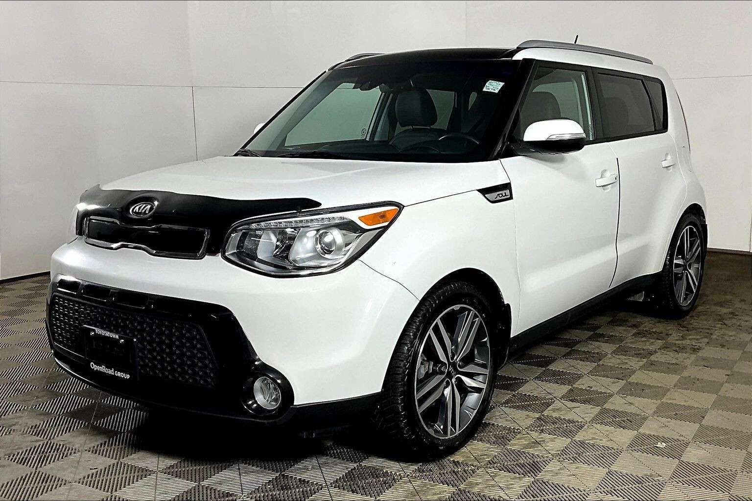 used 2016 Kia Soul car, priced at $8,998