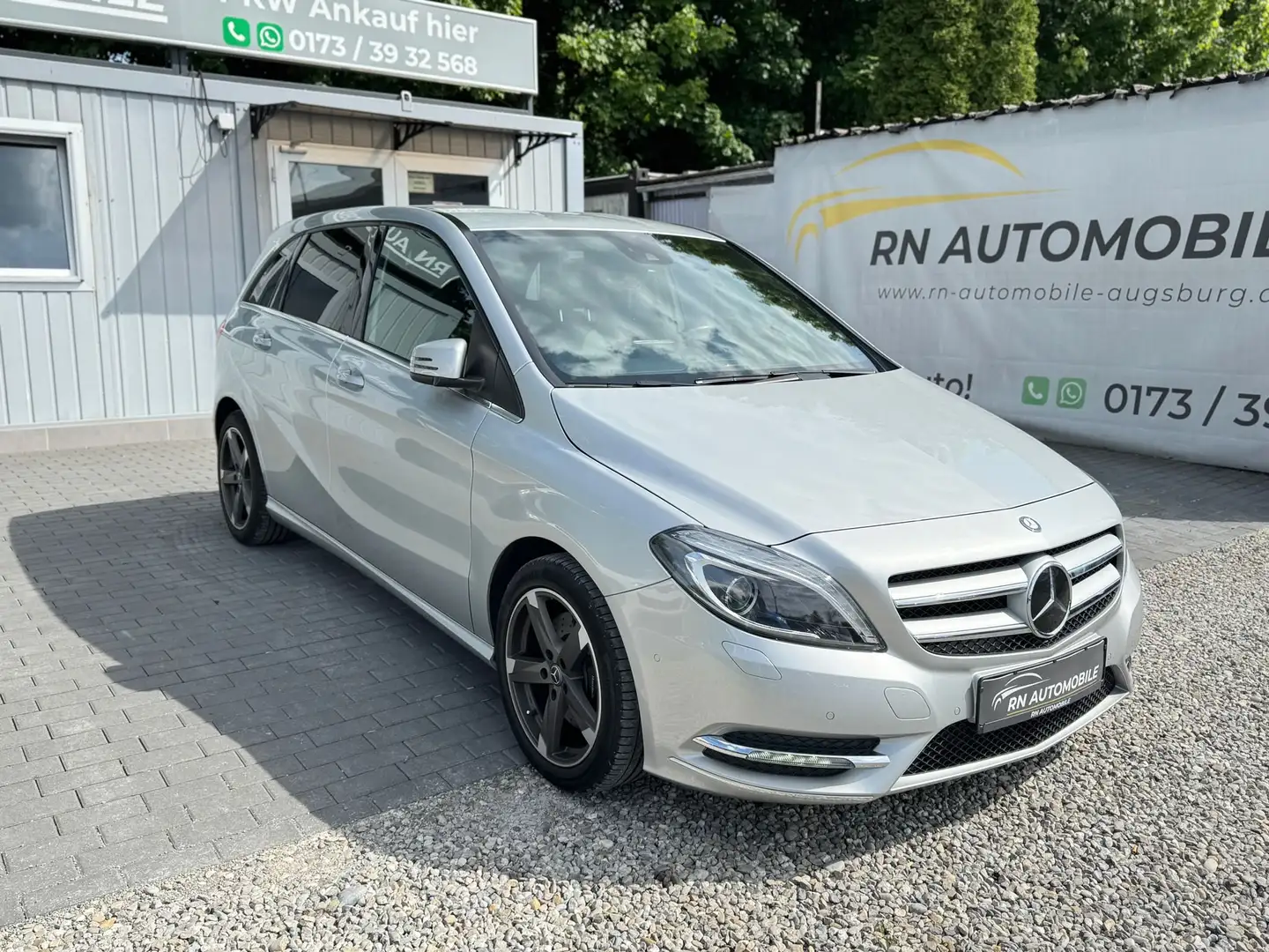 Mercedes-Benz B 220 B 220 4Matic Standheizung AHK Memorysitze Gri - 2