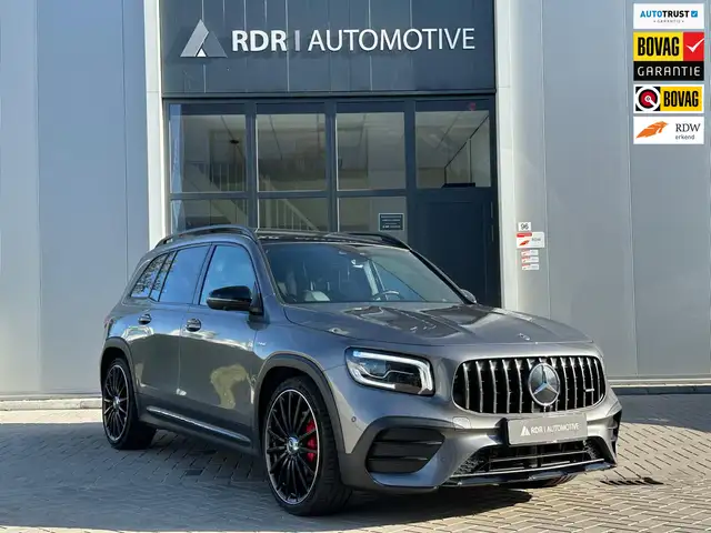 Mercedes-Benz GLB 35 AMG GLB | 4MATIC | Pano | Keyless | Sfeerverlichting |