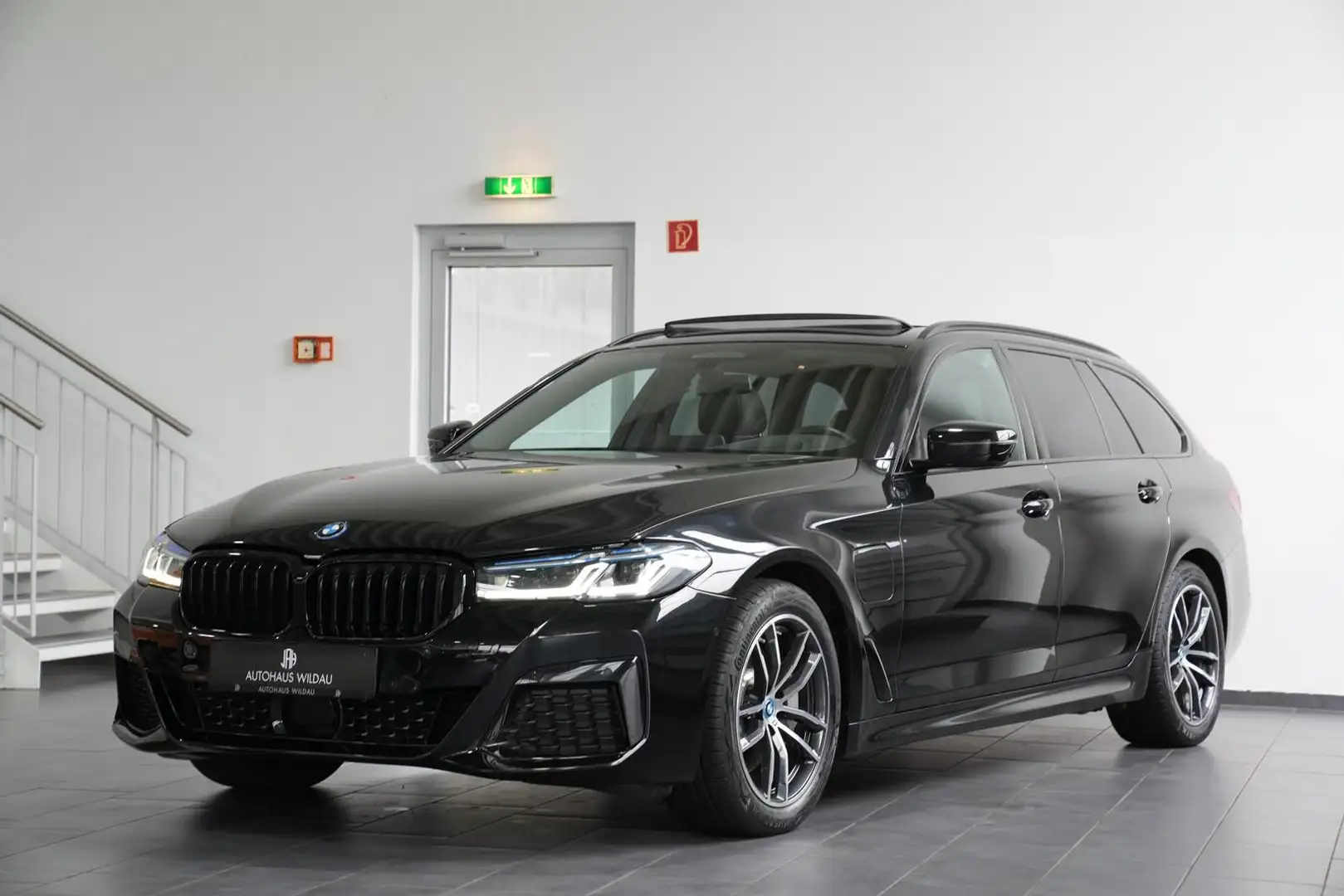 BMW 530 e M Sport *PANO*HEAD-UP*LASER* Nero - 2
