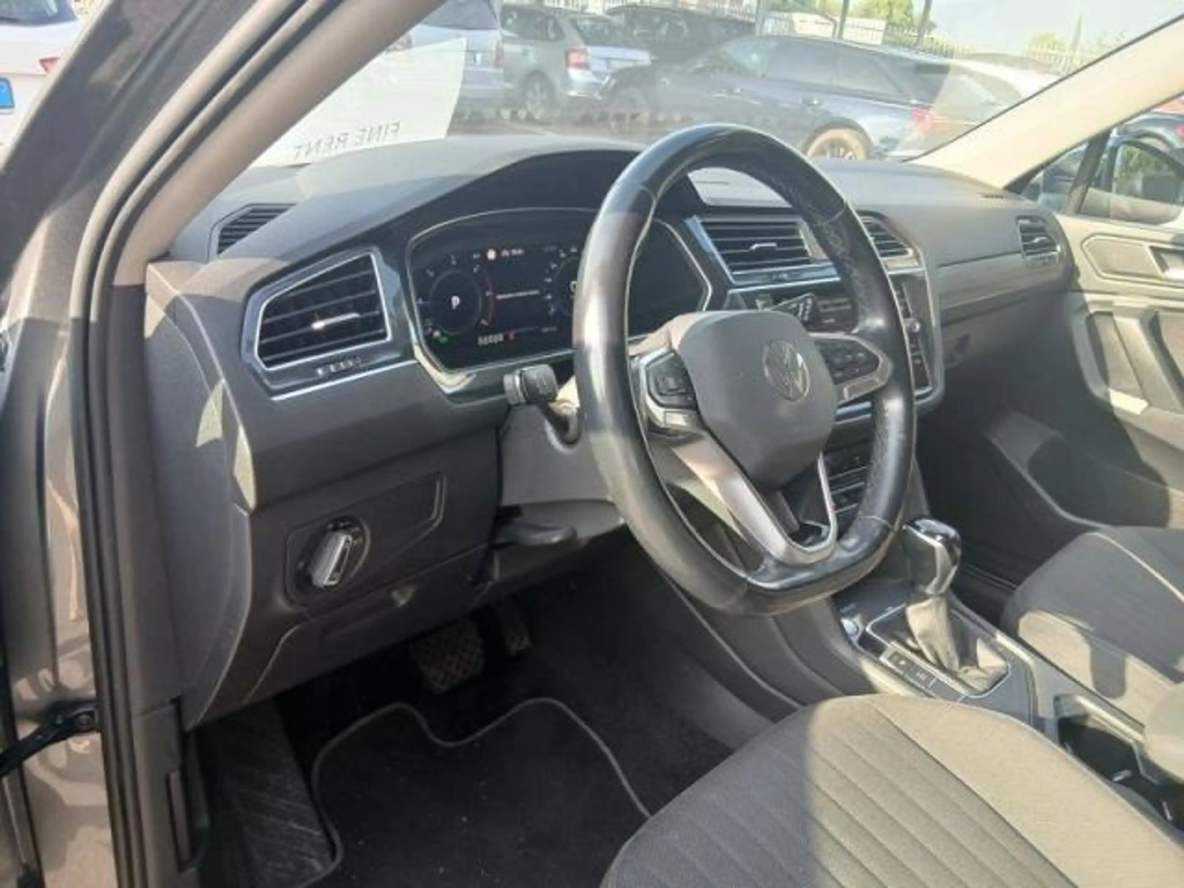 Volkswagen Tiguan Allspace 2.0 TDI Life DSG 7-Sitzer/Kamera Life — photo 7