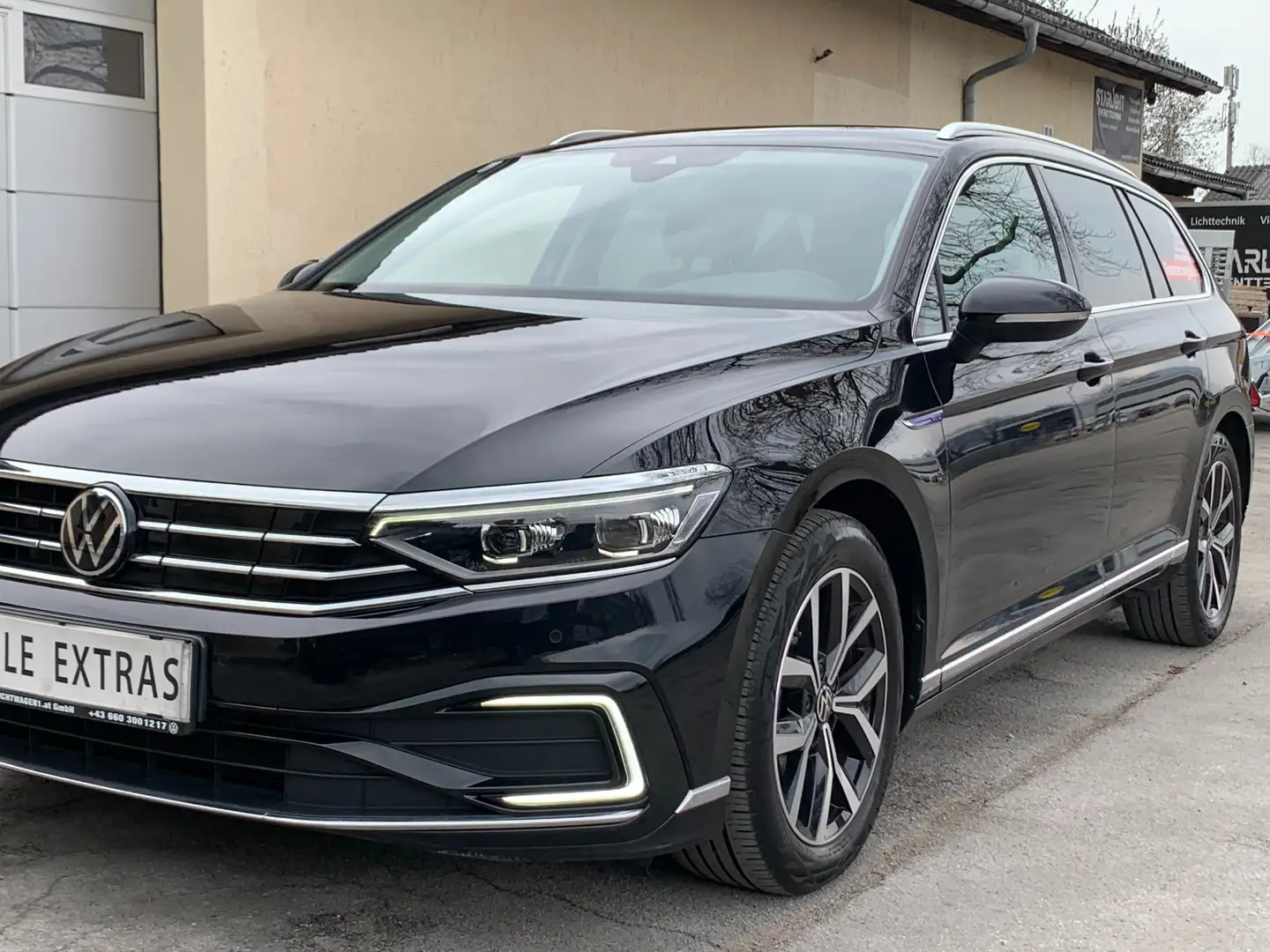 Volkswagen Passat Variant GTE DSG Hybrid, Hervorragend gepflegt ex Business Schwarz - 1