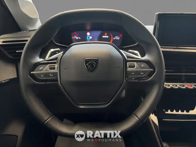 Peugeot 208 view 10