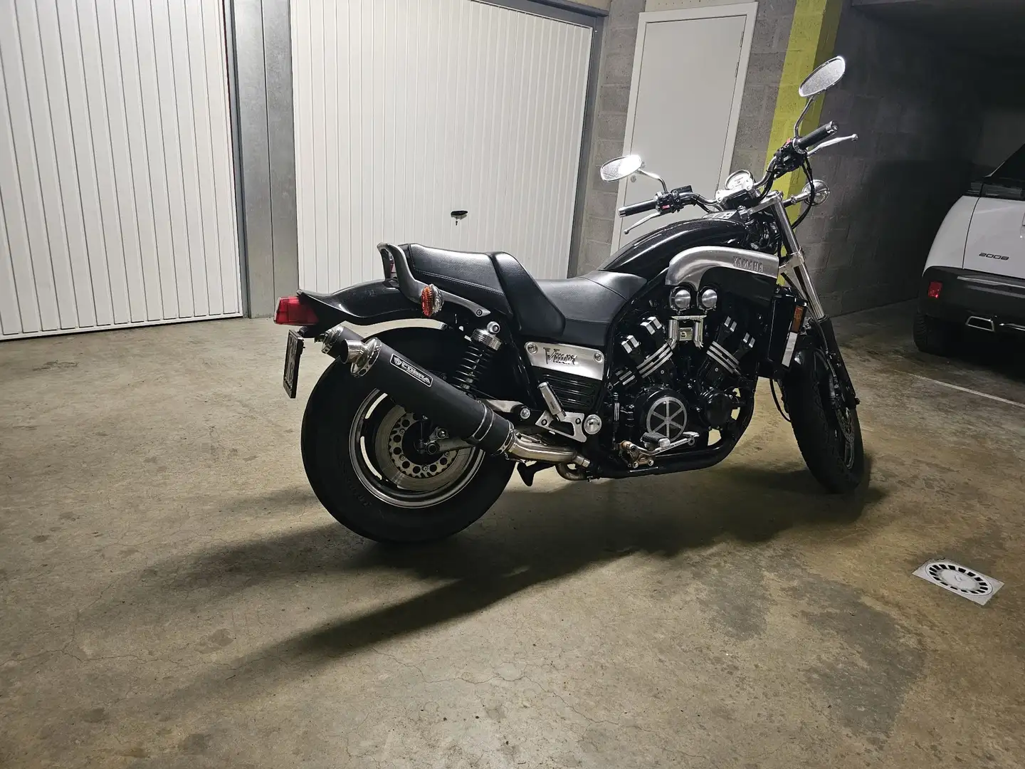 Yamaha Vmax Noir - 2