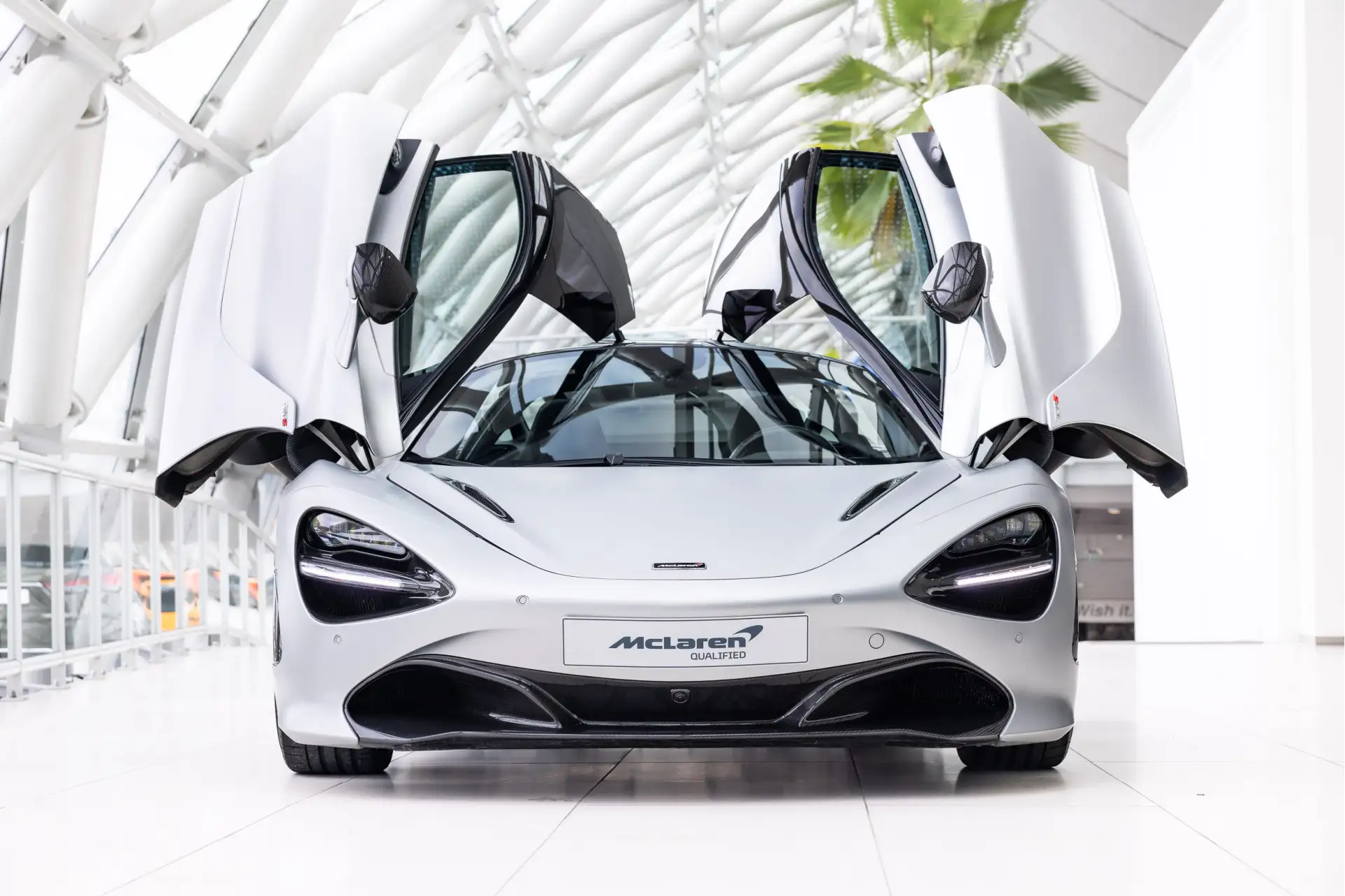 맥라렌 720S 720 Sport Coupe 2018 화이트 사진 4