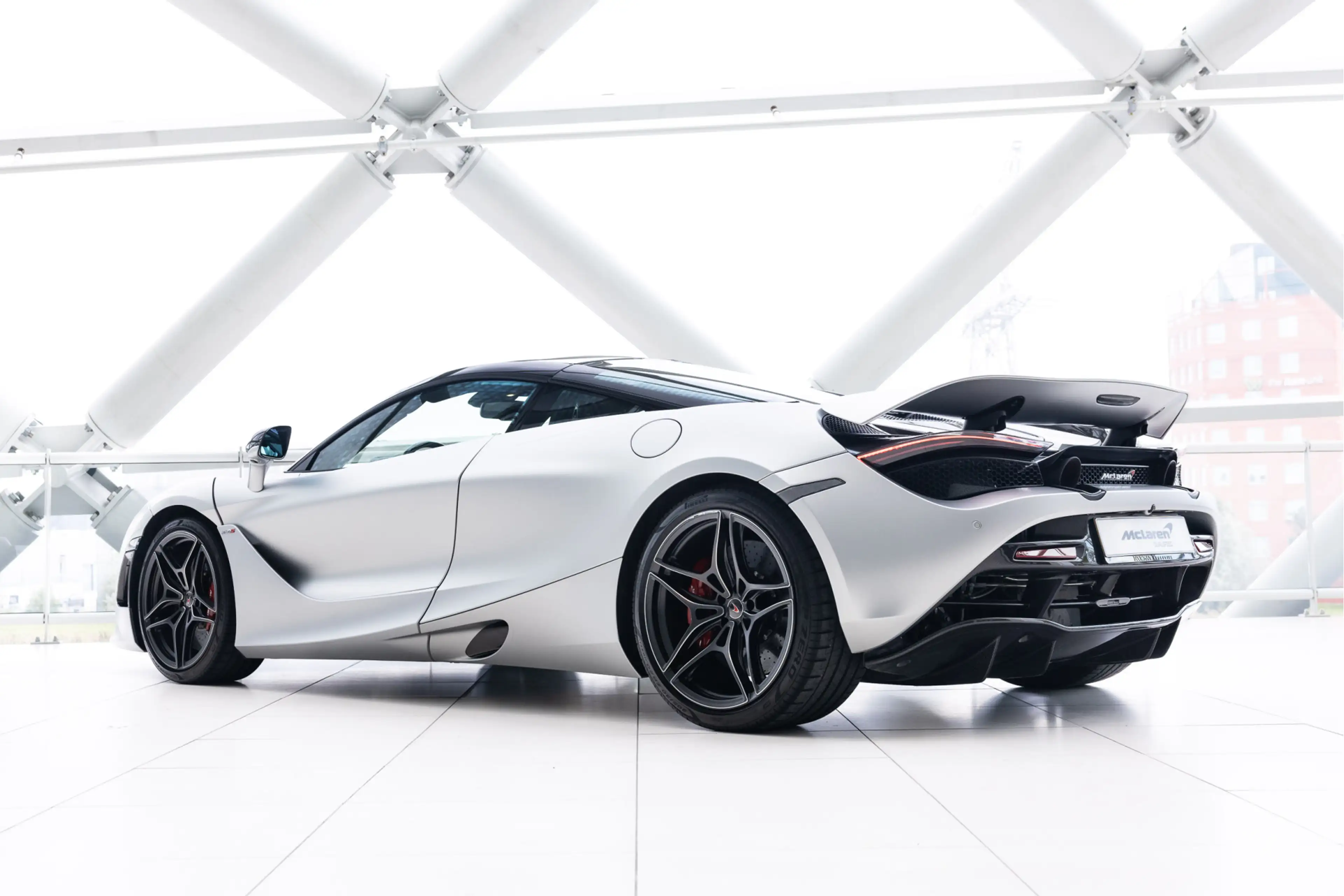 McLaren 720S 4.0 V8 | MSO Paint | Gorilla Glass | Performace | — photo 2